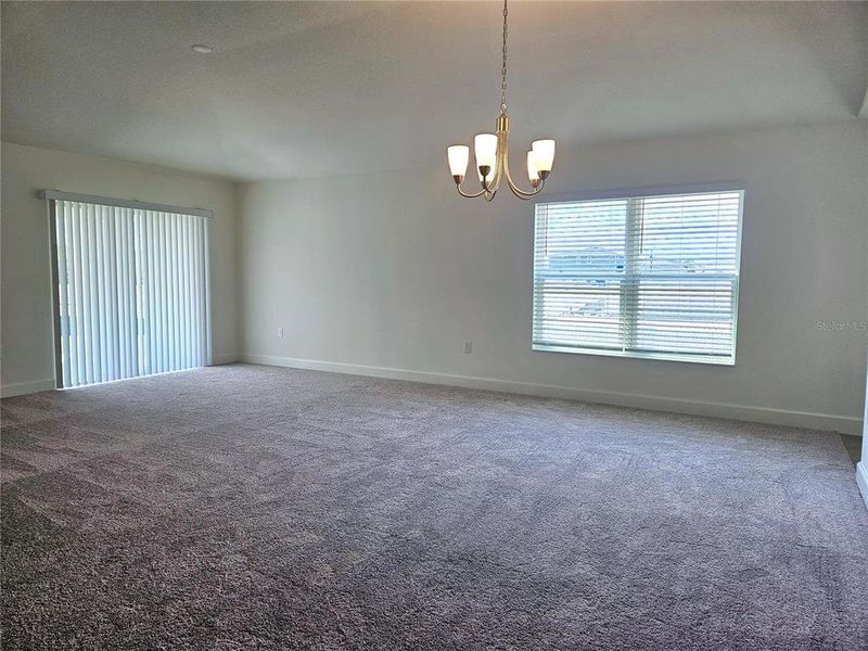 Spacious, unfurnished interior of a new home in , Clermont (Image 12).
