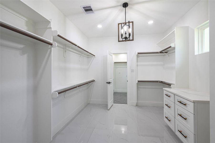 Furnished interior view inside a new home in , Dayton (Image 35).