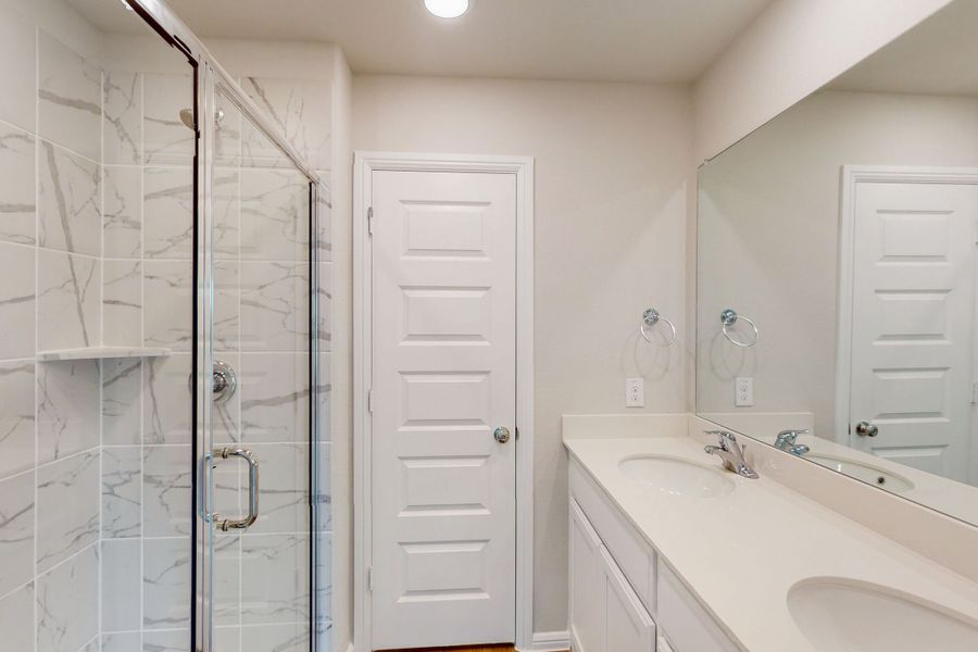 Owner's Bathroom