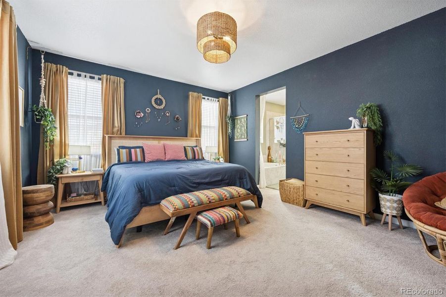 Furnished interior view inside a new home in , Aurora (Image 15).