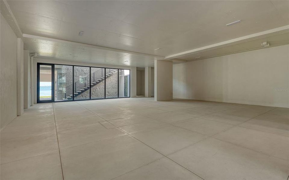 Spacious, unfurnished interior of a new home in , Sarasota (Image 25). Spacious, unfurnished interior of a new home in , Sarasota (Image 25).