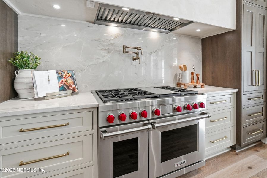 Furnished interior view inside a new home in , Ponte Vedra Beach (Image 40).