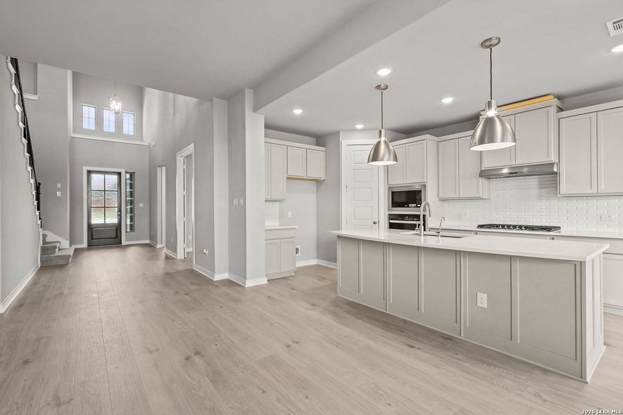 Furnished interior view inside a new home in Foxbrook, Cibolo (Image 9).