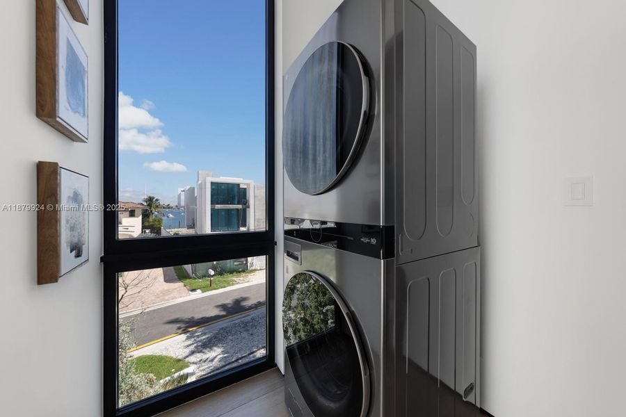 Image 45 of a home in .