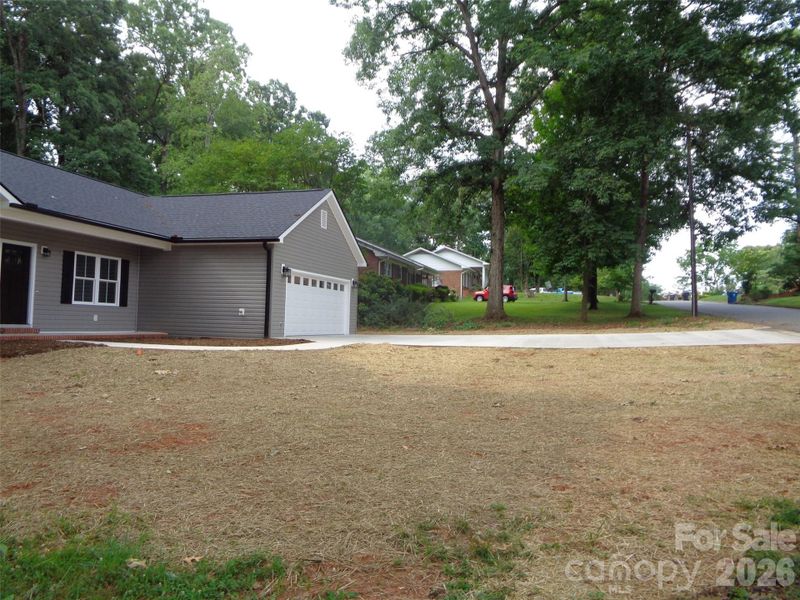 Exterior details and patio area of a home in , Forest City (Image 14).