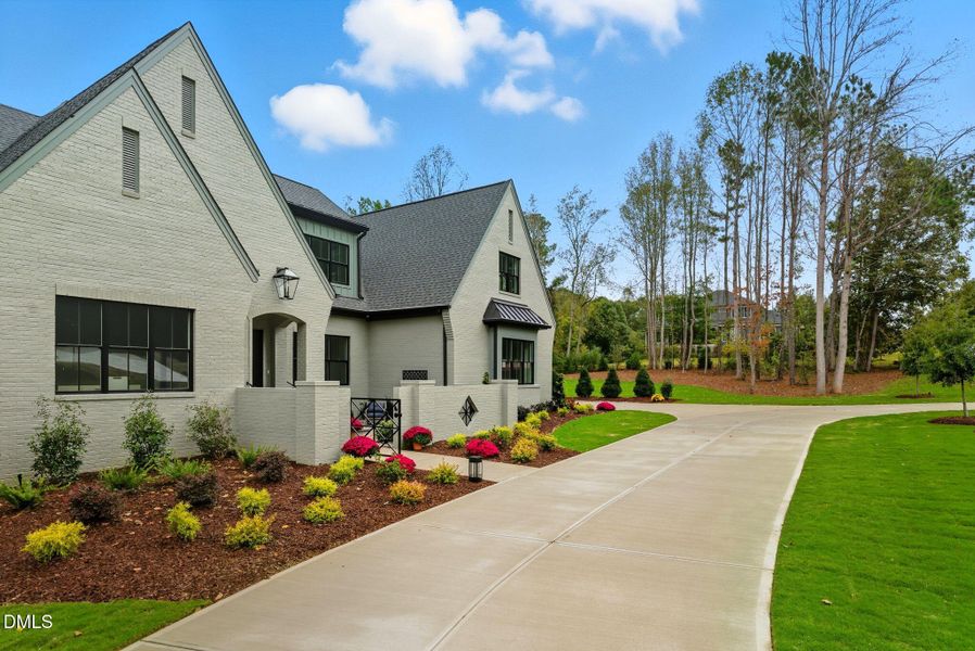 274 Westhampton Drive-8