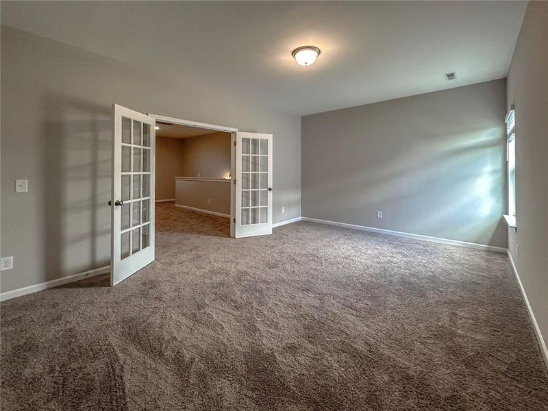 Spacious, unfurnished interior of a new home in Glen at Cave Springs, Douglasville (Image 14).