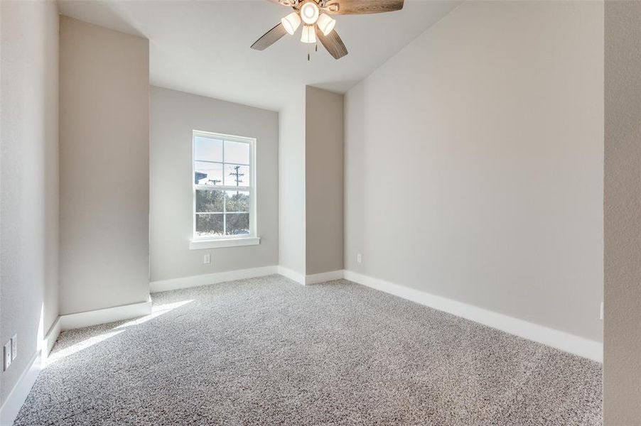 Spacious, unfurnished interior of a new home in , Lake Dallas (Image 32).