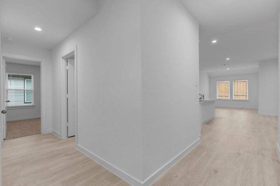 Spacious, unfurnished interior of a new home in Tamarron, Fulshear (Image 26). Spacious, unfurnished interior of a new home in Tamarron, Fulshear (Image 26).