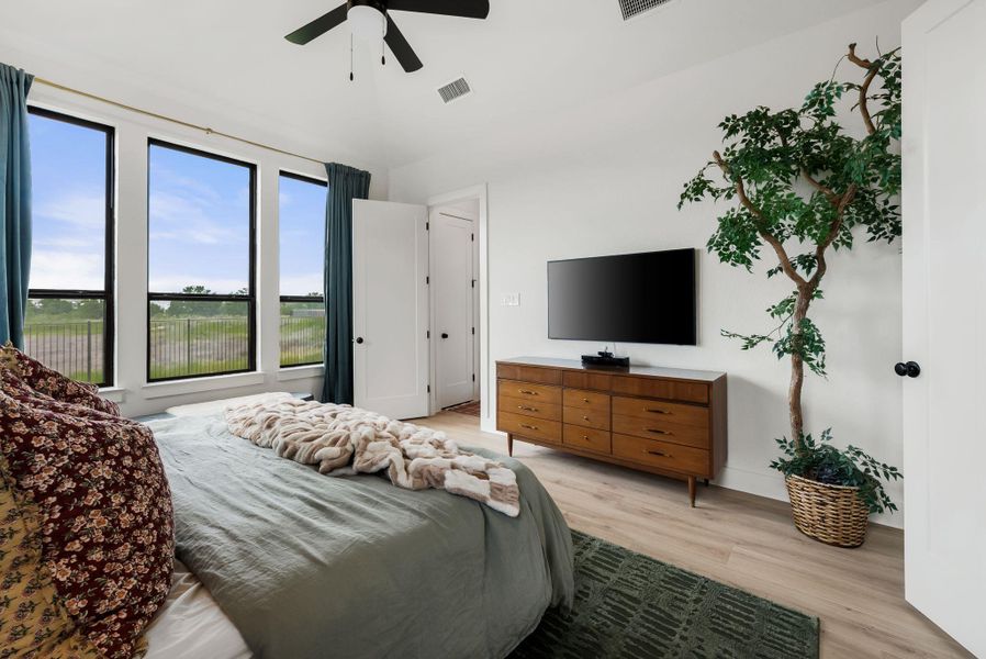 Furnished interior view inside a new home in Santa Rita Ranch, Liberty Hill (Image 25).