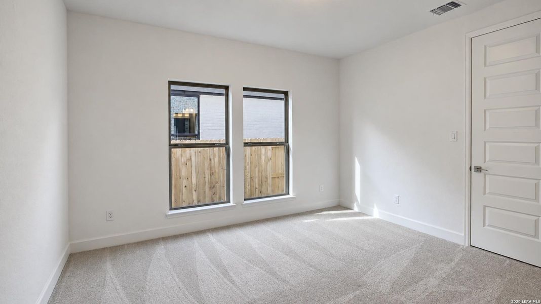 Spacious, unfurnished interior of a new home in Veramendi, New Braunfels (Image 21).