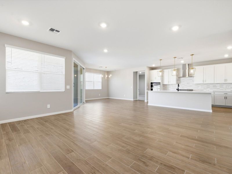 Spacious, unfurnished interior of a new home in Paloma Creek - Signature Series, Surprise (Image 14).