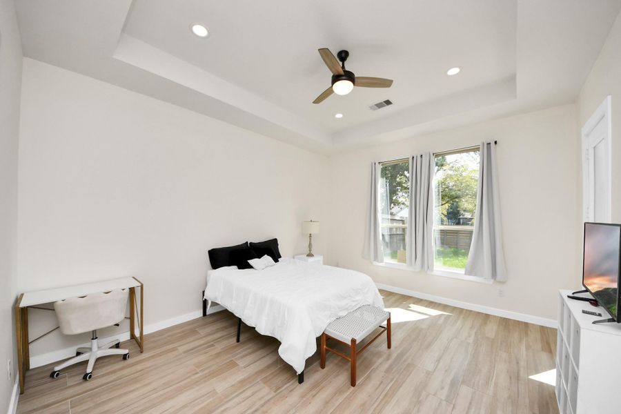 Furnished interior view inside a new home in , Houston (Image 17).