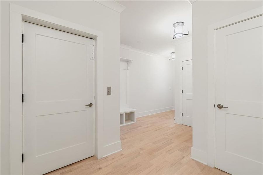 Spacious, unfurnished interior of a new home in , Alpharetta (Image 50).