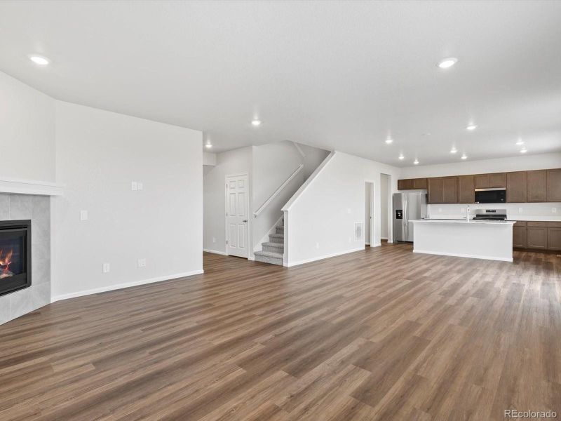 Spacious, unfurnished interior of a new home in Buffalo Highlands: The Canyon Collection, Commerce City (Image 15). Spacious, unfurnished interior of a new home in Buffalo Highlands: The Canyon Collection, Commerce City (Image 15).