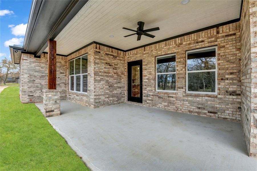 Exterior details and patio area of a home in , Millsap (Image 3).