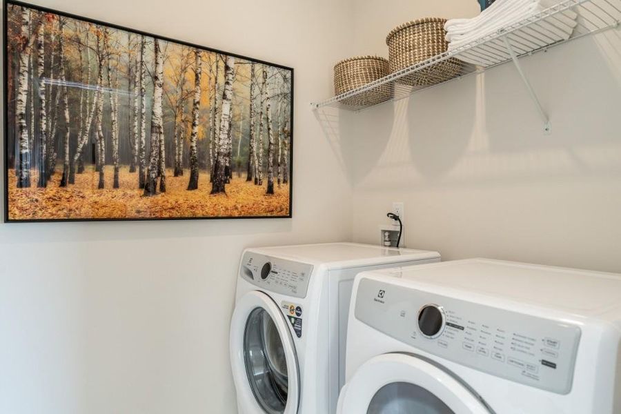 Furnished interior view inside a new home in Duncan Farm, Cartersville (Image 24).