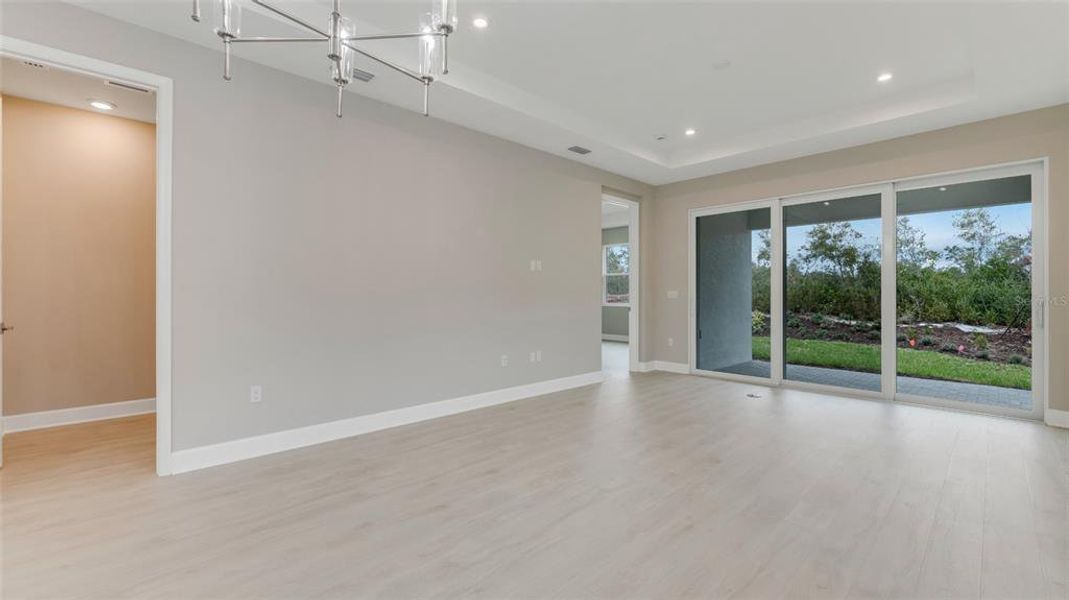 Spacious, unfurnished interior of a new home in Cresswind DeLand, Deland (Image 11).