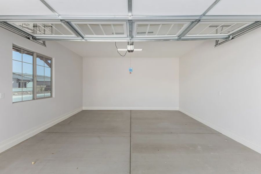 Spacious, unfurnished interior of a new home in Valencia at Granite Vista, Waddell (Image 29).