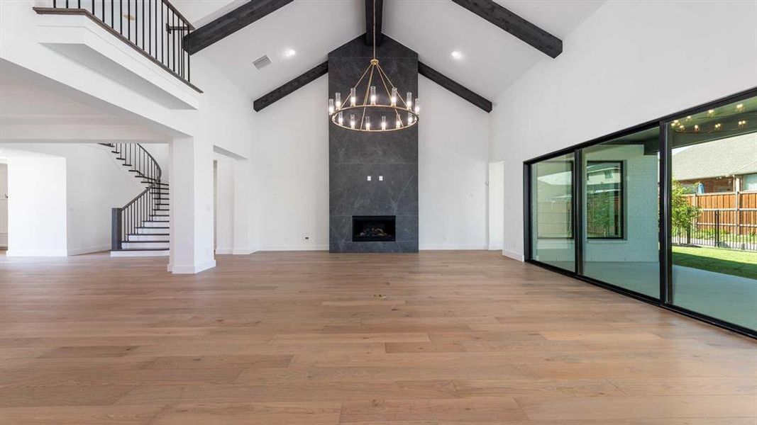 Spacious, unfurnished interior of a new home in Adkins Park 70', Hurst (Image 19).