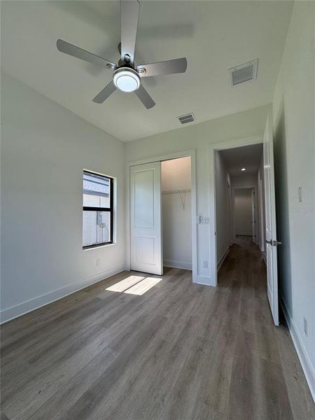 Spacious, unfurnished interior of a new home in , Rotonda West (Image 12).