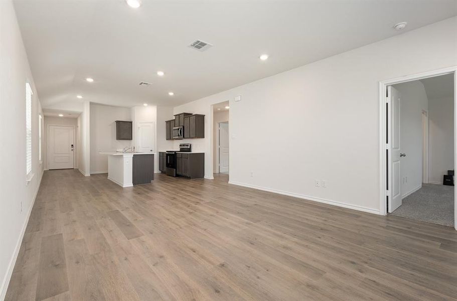 Spacious, unfurnished interior of a new home in , Royse City (Image 23). Spacious, unfurnished interior of a new home in , Royse City (Image 23).