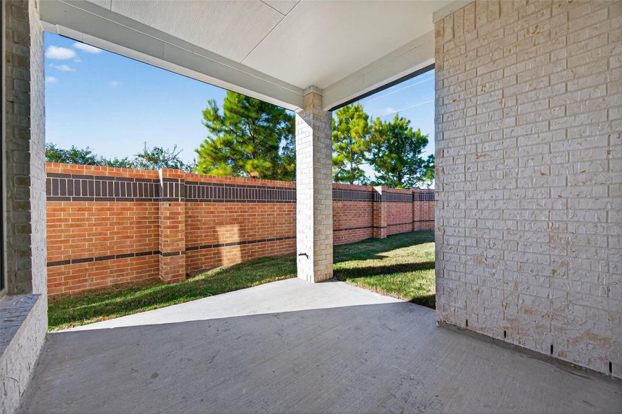 Exterior details and patio area of a home in Elyson - 40', Katy (Image 19). Exterior details and patio area of a home in Elyson - 40', Katy (Image 19).