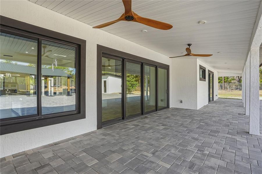 Exterior details and patio area of a home in , Spring Hill (Image 29).