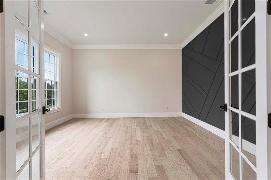 Spacious, unfurnished interior of a new home in , Suwanee (Image 34).