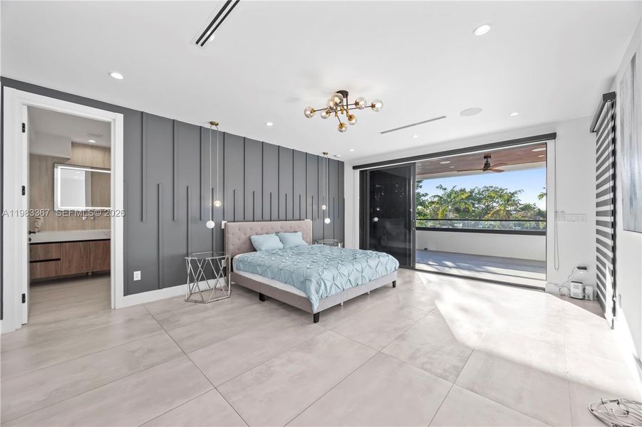 Furnished interior view inside a new home in , Fort Lauderdale (Image 76).