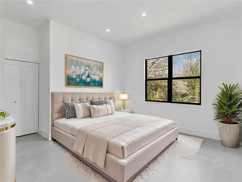 Furnished interior view inside a new home in , Port Charlotte (Image 12).