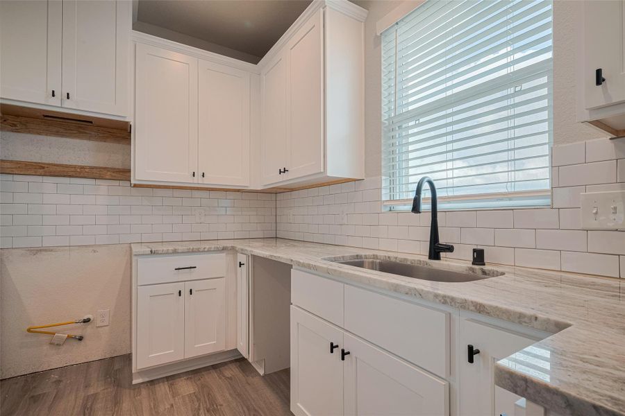 Furnished interior view inside a new home in La Segarra, Brookshire (Image 9).