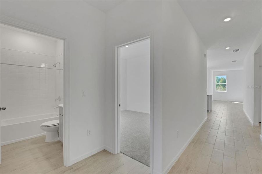 Spacious, unfurnished interior of a new home in Willowbrook North, Winter Haven (Image 27). Spacious, unfurnished interior of a new home in Willowbrook North, Winter Haven (Image 27).