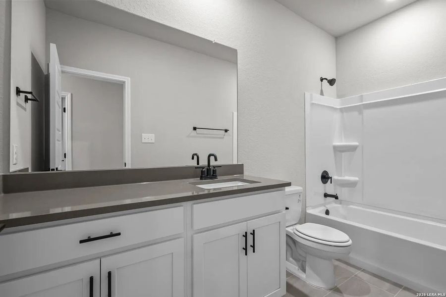 Furnished interior view inside a new home in Comanche Ridge, San Antonio (Image 14). Furnished interior view inside a new home in Comanche Ridge, San Antonio (Image 14).