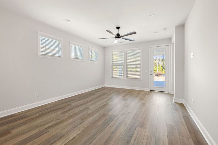 Spacious, unfurnished interior of a new home in Del Webb Savannah at Heartwood, Richmond Hill (Image 16). Spacious, unfurnished interior of a new home in Del Webb Savannah at Heartwood, Richmond Hill (Image 16).