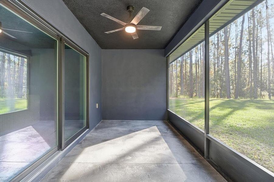 Exterior details and patio area of a home in , Citrus Springs (Image 3). Exterior details and patio area of a home in , Citrus Springs (Image 3).