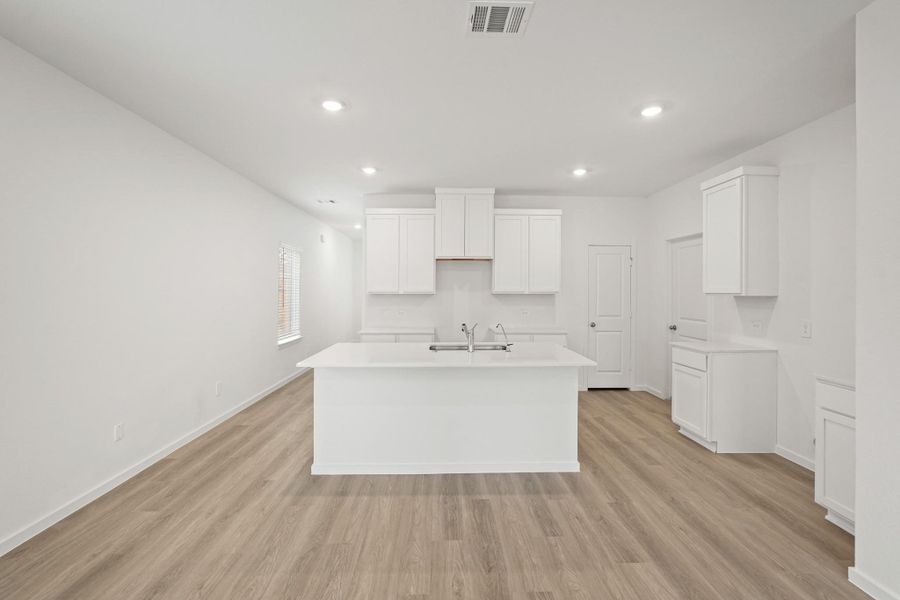 Furnished interior view inside a new home in Presswoods, Splendora (Image 7).