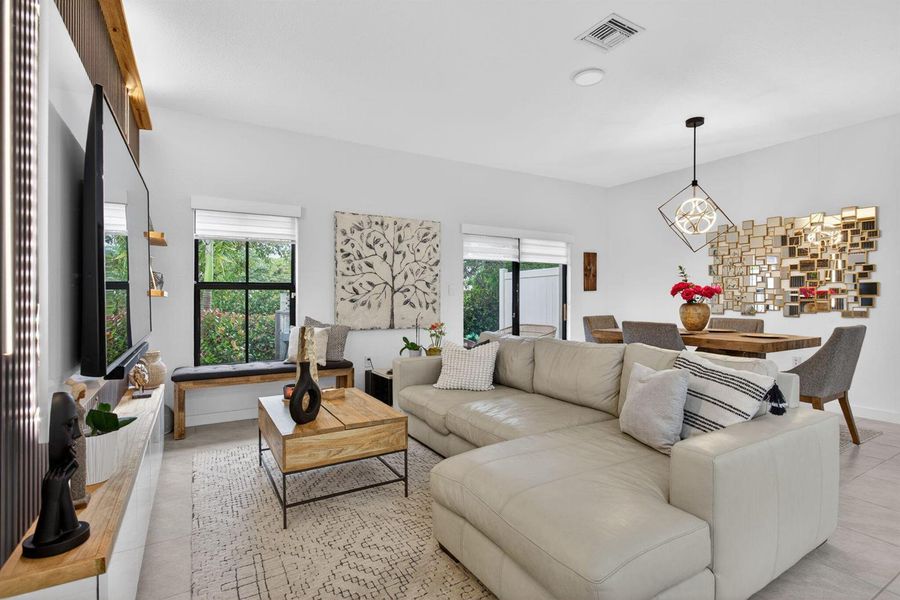 18-web-or-mls-873-1671 18-web-or-mls-873-1671