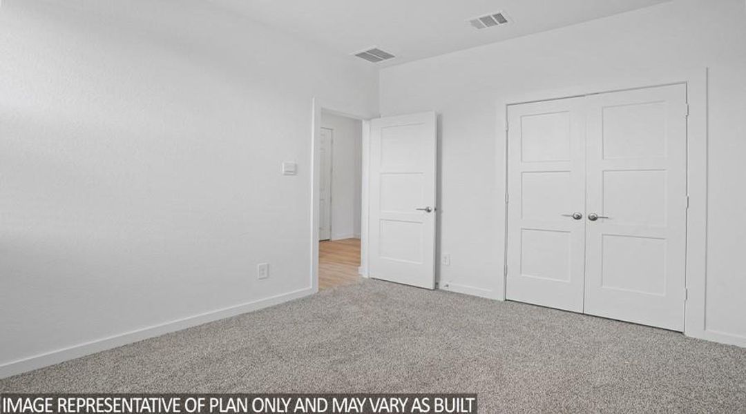 Spacious, unfurnished interior of a new home in Hills of Westlake, Conroe (Image 10).