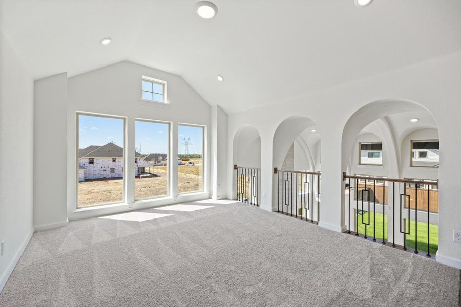 Spacious, unfurnished interior of a new home in Dominion of Pleasant Valley, Wylie (Image 19).
