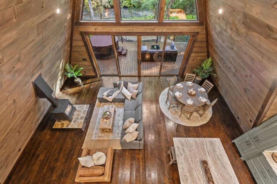 Image 55 of a home in .