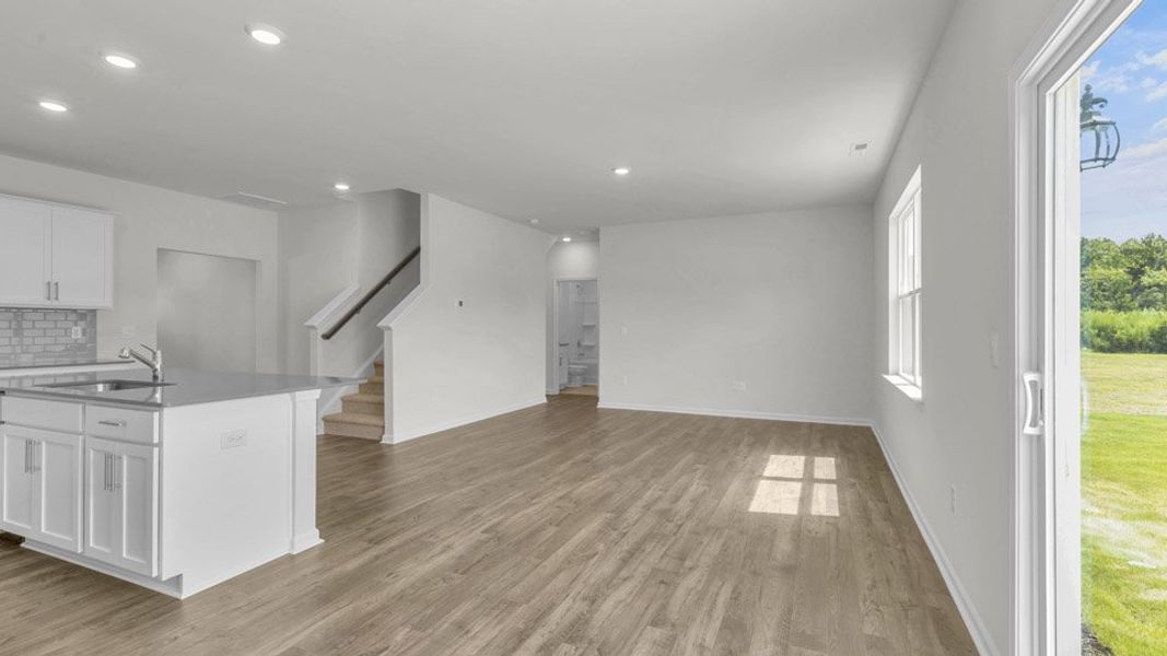 Spacious, unfurnished interior of a new home in Middleton, Greensboro (Image 14).