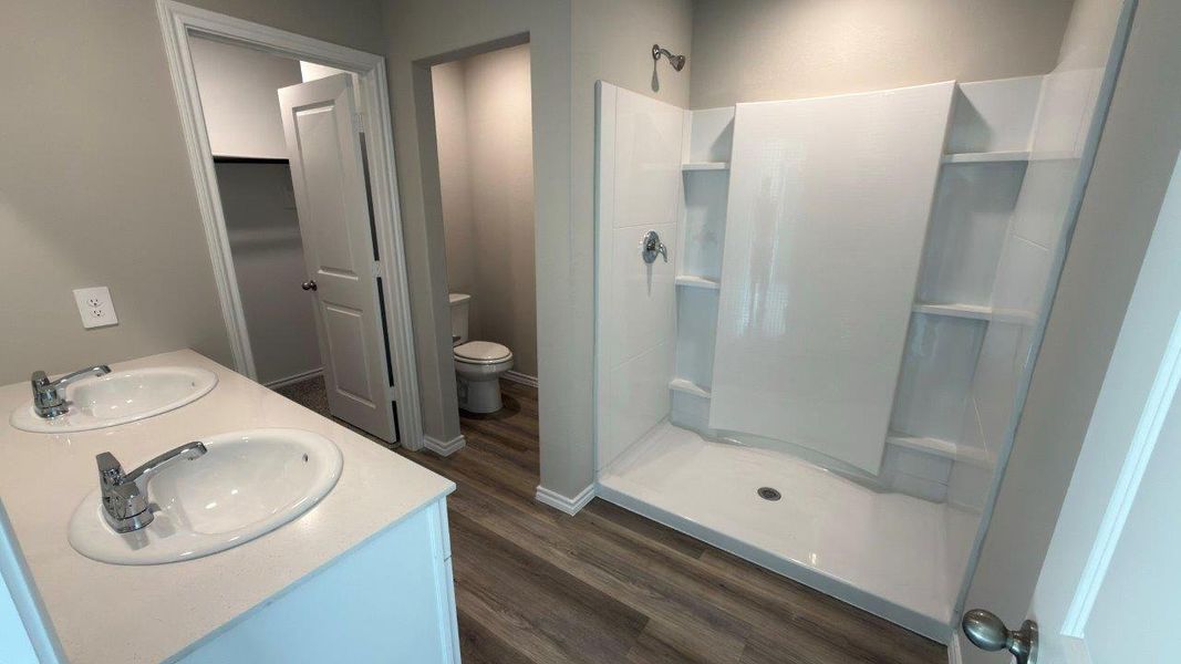 Furnished interior view inside a new home in Lonestar at Liberty Trails, Fort Worth (Image 6). Furnished interior view inside a new home in Lonestar at Liberty Trails, Fort Worth (Image 6).
