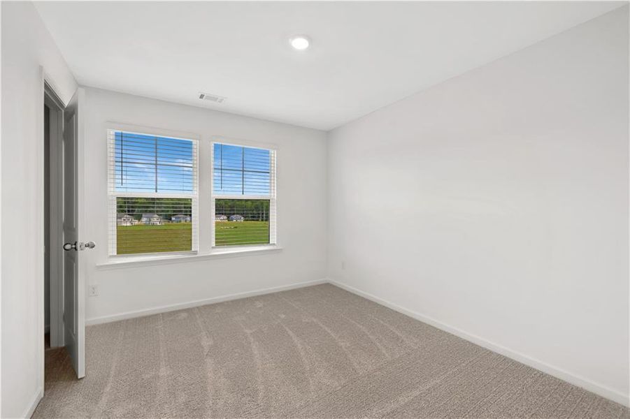 Spacious, unfurnished interior of a new home in Timber Ridge, Douglasville (Image 5). Spacious, unfurnished interior of a new home in Timber Ridge, Douglasville (Image 5).