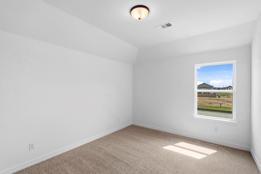Spacious, unfurnished interior of a new home in Austin Point, Richmond (Image 35).