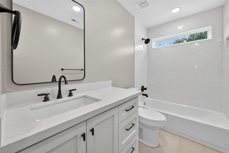 full Bath(2nd floor)