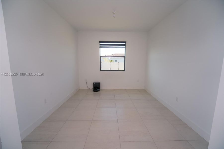 Spacious, unfurnished interior of a new home in , Homestead (Image 19).