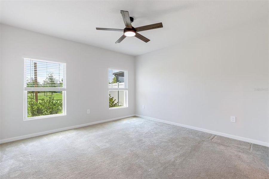Spacious, unfurnished interior of a new home in , Bradenton (Image 12).