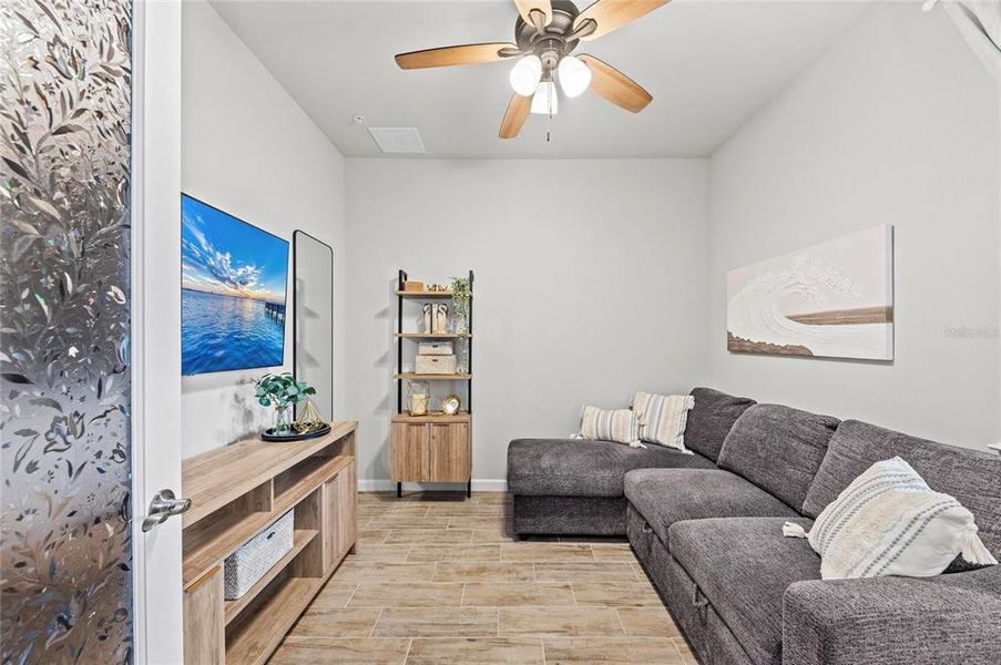 Furnished interior view inside a new home in , Venice (Image 29).