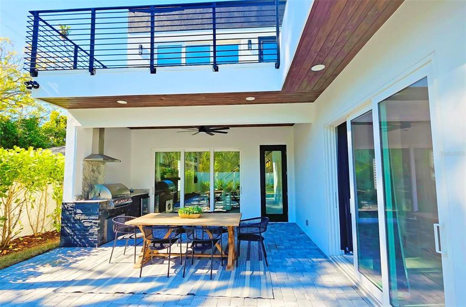 Exterior details and patio area of a home in , Sarasota (Image 3).